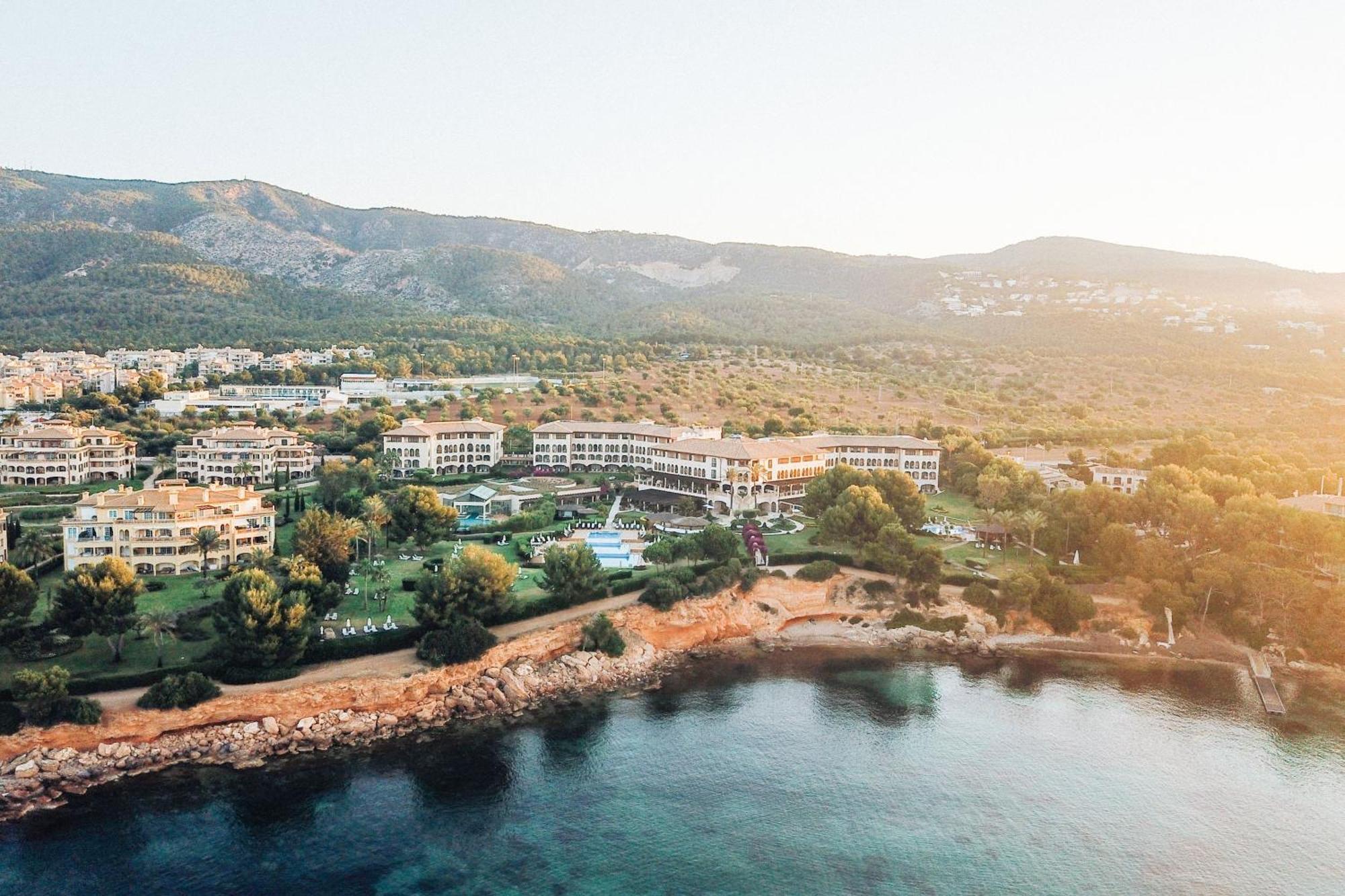 The St. Regis Mardavall Mallorca Resort Пальманова Екстер'єр фото